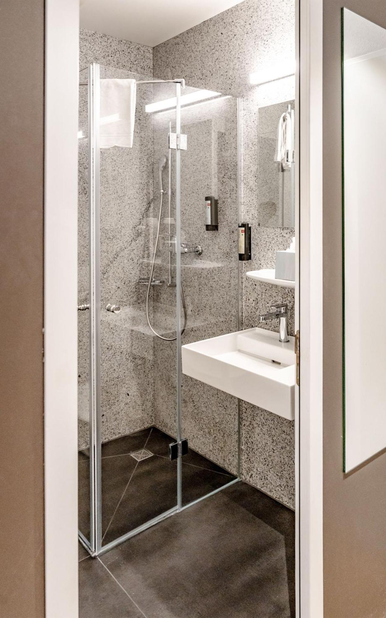 Tailormade Hotel Stans Sued Extérieur photo
